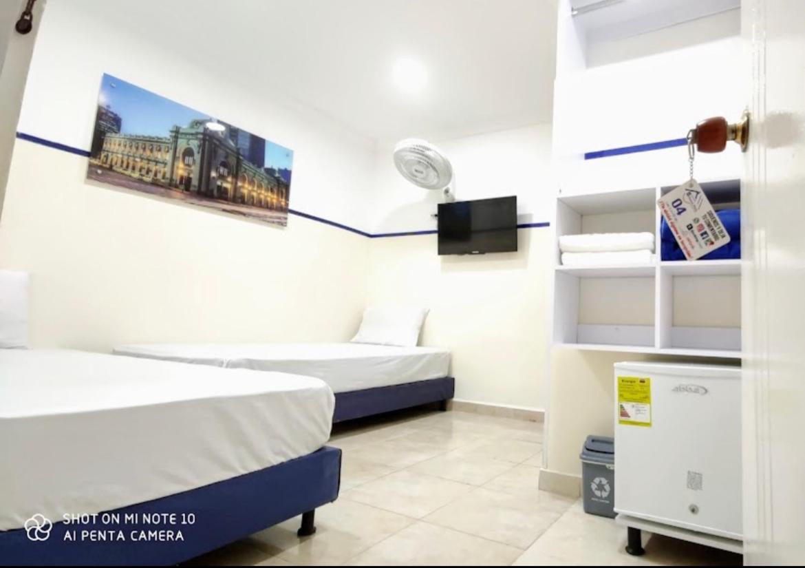 Casa Hotel Manco Mora Медельїн Екстер'єр фото